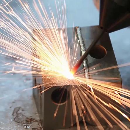 SZ-HCS07电火花堆焊修复机焊接演示操作视频