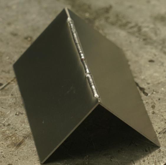 1mm铝板外角焊焊接操作演示